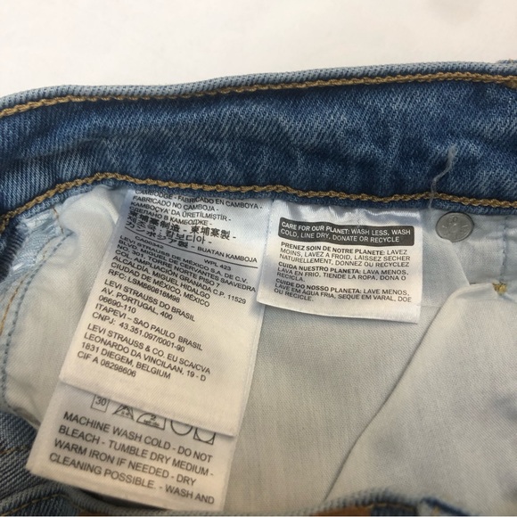 Levi’s Premium Ribcage Straight Ankle Jeans Size 29 Small Rip High waisted - Picture 8 of 14